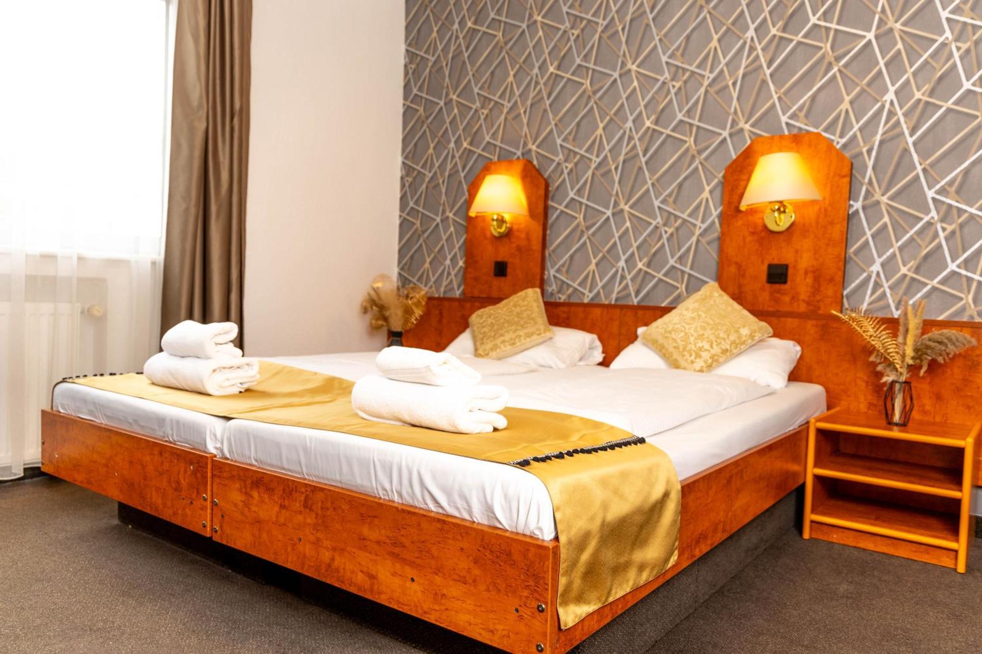 Hotel Rossija Φραγκφούρτη Εξωτερικό φωτογραφία